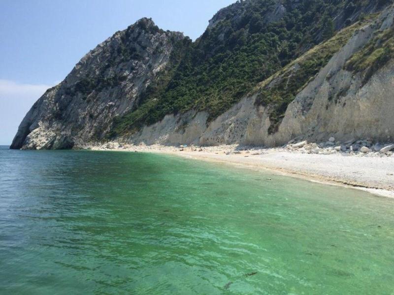 Hotel Le Cave Сироло Екстериор снимка