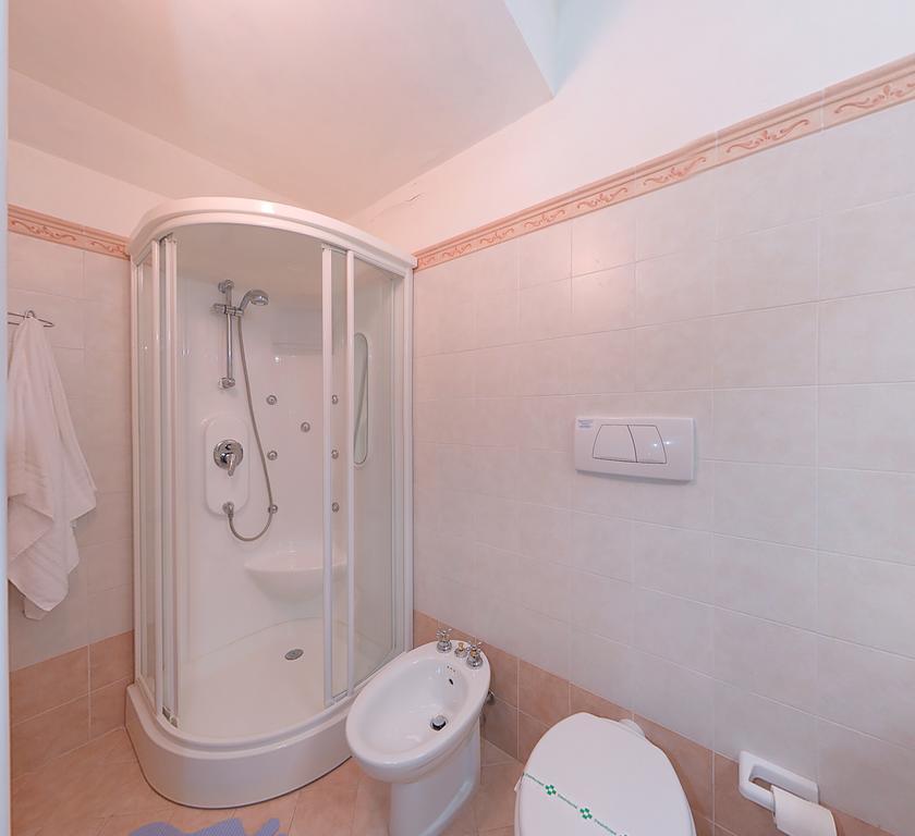 Hotel Le Cave Сироло Екстериор снимка